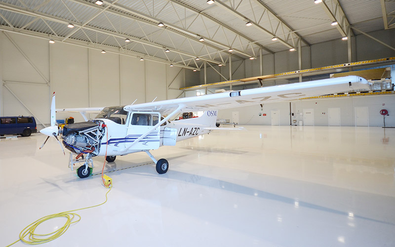 ERE - Flyhangar på Gullknapp